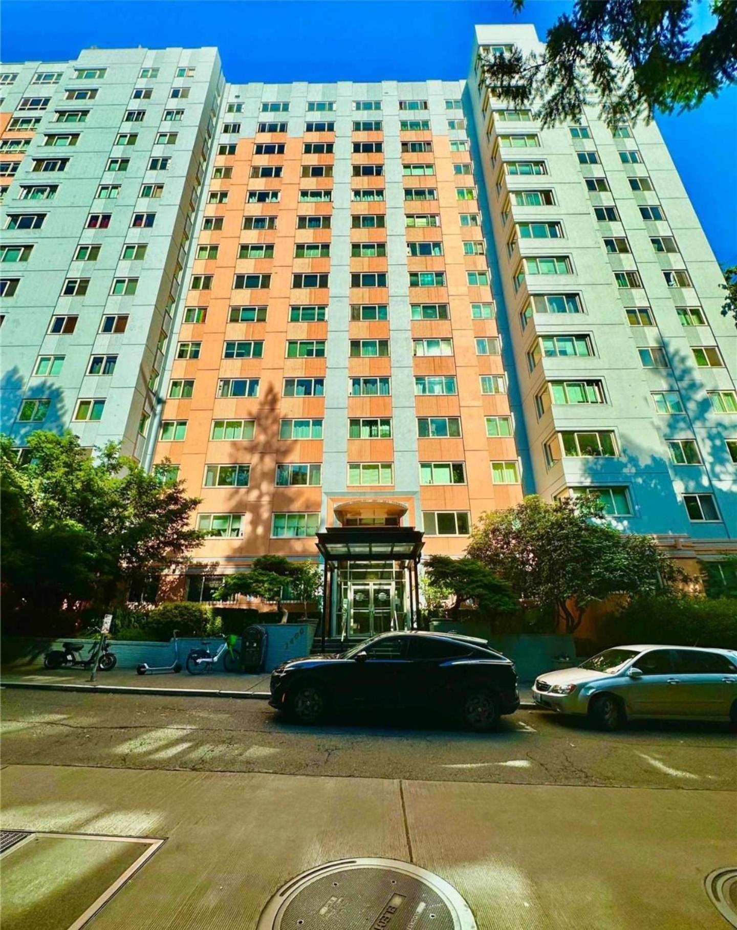 Vibrant Downtown, King Bed, Work Desk & Kitchen Casa vacanze