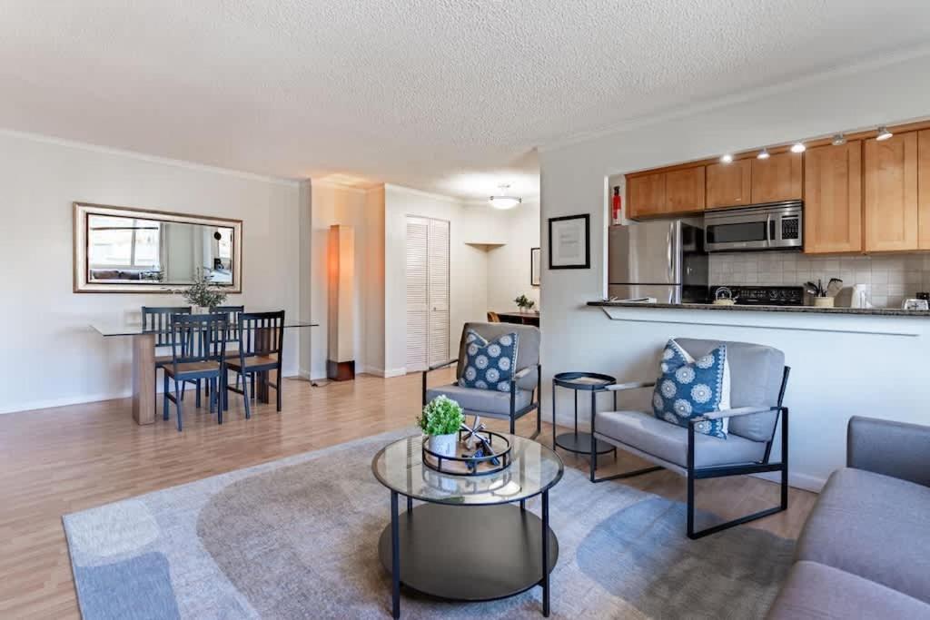 Casa vacanze Vibrant Downtown, King Bed, Work Desk & Kitchen Seattle